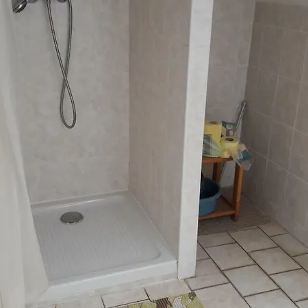 Danopa Oparno 25 * לובוסיצה